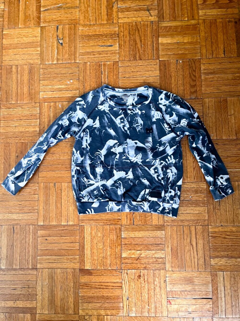 Munster Kids Sweatshirt – Graphic Print (Size 6)
